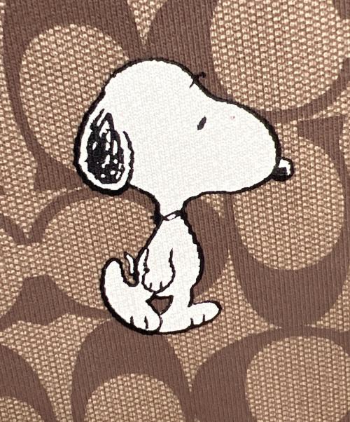 COACH（コーチ）COACH (コーチ) SNOOPY (スヌーピー) プルオーバーパーカー ブラウン サイズ:Mの古着・服飾アイテム