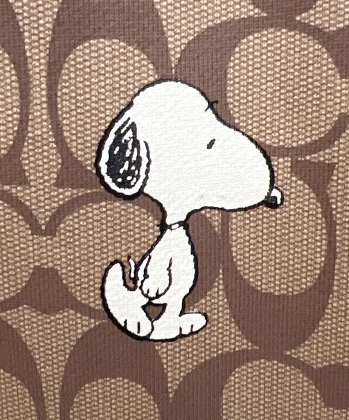 COACH（コーチ）COACH (コーチ) SNOOPY (スヌーピー) プルオーバーパーカー ブラウン サイズ:Mの古着・服飾アイテム
