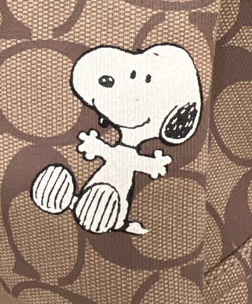 COACH（コーチ）COACH (コーチ) SNOOPY (スヌーピー) プルオーバーパーカー ブラウン サイズ:Mの古着・服飾アイテム