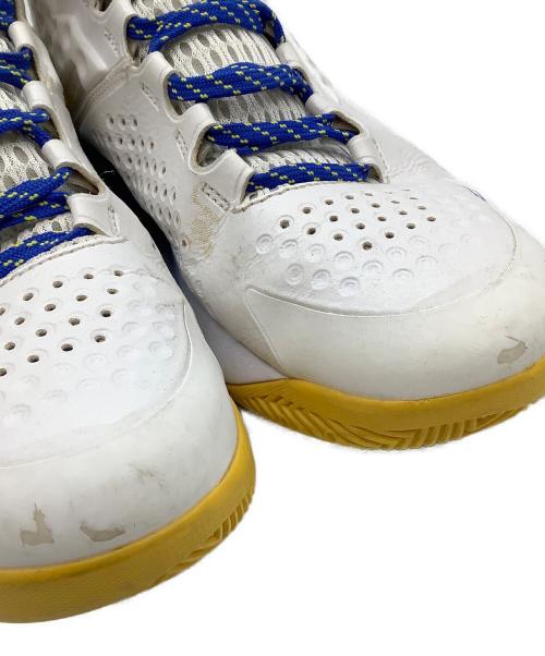 UNDER ARMOUR（アンダーアーマー）UNDER ARMOUR (アンダー アーマー) スニーカー ホワイト×ブルー サイズ:28cmの古着・服飾アイテム