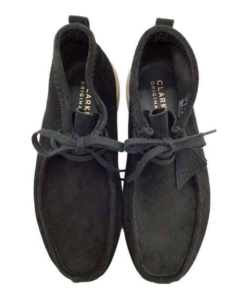 CLARKS（クラークス）CLARKS (クラークス) ブーツ ブラック×ベージュ サイズ:27cmの古着・服飾アイテム