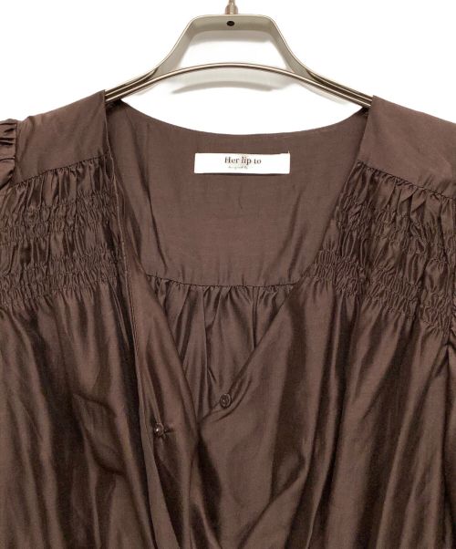 HER LIP TO（ハーリップトゥ）HER LIP TO (ハーリップトゥ) Airy Volume Sleeve Dress ブラウン サイズ:Sサイズ 未使用品の古着・服飾アイテム