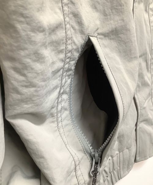 franklin climbing（フランクリンクライミング）franklin climbing (フランクリンクライミング) ナイロンジャケット グレー サイズ:4 未使用品の古着・服飾アイテム