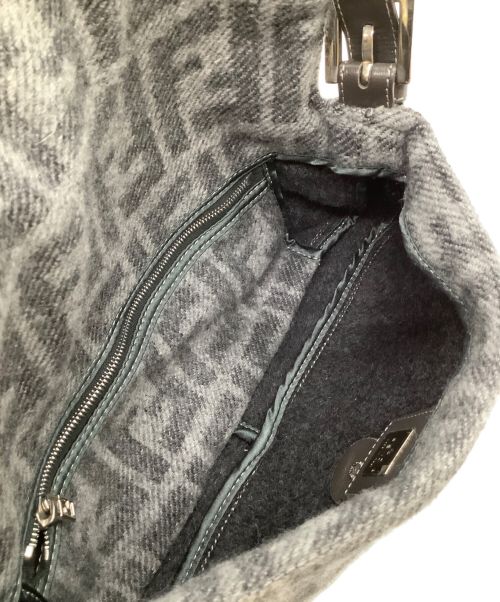 FENDI（フェンディ）FENDI (フェンディ) マンマバケット グレーの古着・服飾アイテム