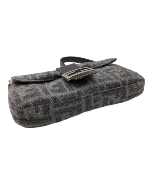 FENDI（フェンディ）FENDI (フェンディ) マンマバケット グレーの古着・服飾アイテム