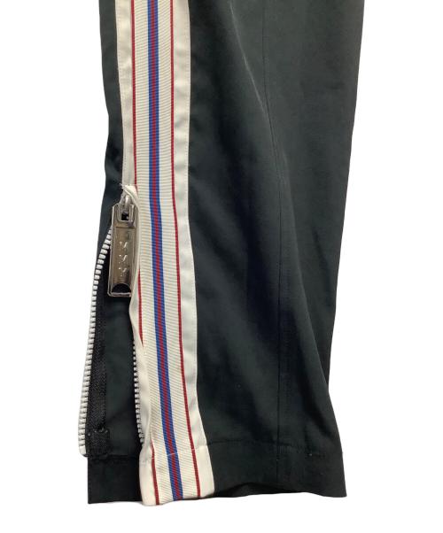 Maison MIHARA YASUHIRO（メゾン ミハラ ヤスヒロ）Maison MIHARA YASUHIRO (メゾン ミハラ ヤスヒロ) ライントラックパンツ ブラック×ホワイト サイズ:44の古着・服飾アイテム