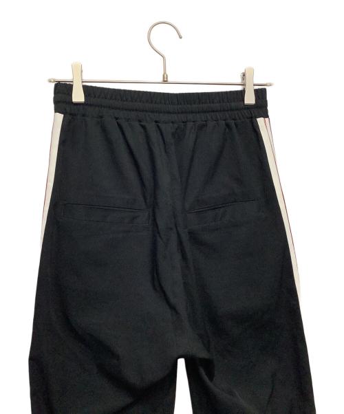 Maison MIHARA YASUHIRO（メゾン ミハラ ヤスヒロ）Maison MIHARA YASUHIRO (メゾン ミハラ ヤスヒロ) ライントラックパンツ ブラック×ホワイト サイズ:44の古着・服飾アイテム