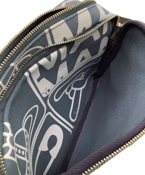 Vivienne Westwood（ヴィヴィアンウエストウッド）Vivienne Westwood (ヴィヴィアンウエストウッド) ショルダーバッグ グレーの古着・服飾アイテム