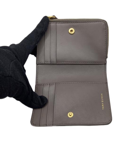 TORY BURCH（トリーバーチ）TORY BURCH (トリーバーチ) 2つ折り財布　TORY BURCH ブラウンの古着・服飾アイテム