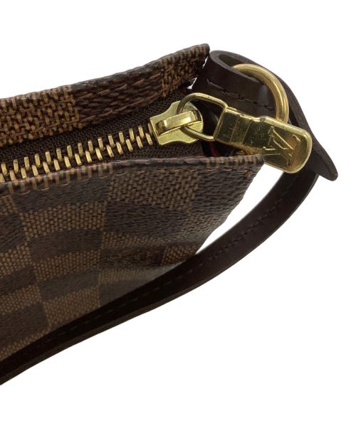 LOUIS VUITTON（ルイ ヴィトン）LOUIS VUITTON (ルイ ヴィトン) ショルダーポーチ ブラウンの古着・服飾アイテム