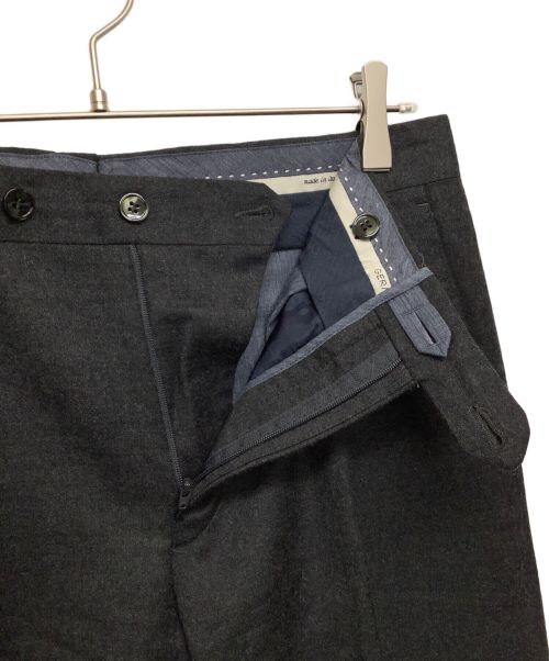 GERMANO（ジェルマーノ）GERMANO (ジェルマーノ) BEAMS (ビームス) センタープレスパンツ グレー サイズ:46の古着・服飾アイテム