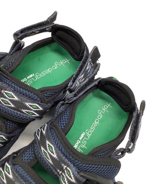 NEW BALANCE（ニューバランス）NEW BALANCE (ニューバランス) tokyo design studio (トウキョウデザインスタジオ) サンダル ネイビー サイズ:25.5cmの古着・服飾アイテム