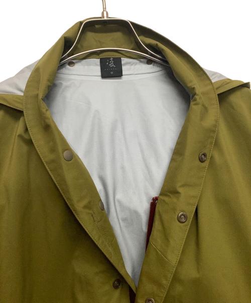 凌 SHINOGI（シノギ）凌 SHINOGI (シノギ) アウトドアジャケット マスタード サイズ:Mの古着・服飾アイテム