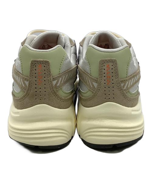 NIKE（ナイキ）NIKE (ナイキ) スニーカー グレー×ベージュ サイズ:US9.5の古着・服飾アイテム