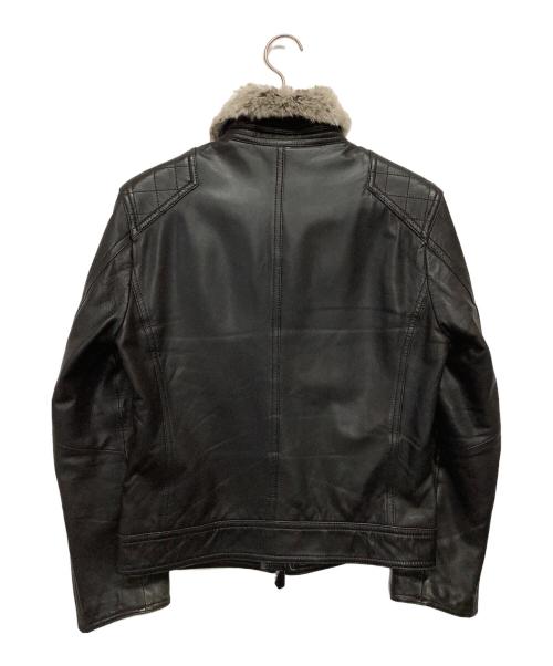BURBERRY BLACK LABEL（バーバリーブラックレーベル）BURBERRY BLACK LABEL (バーバリーブラックレーベル) ラムレザージャケット ブラック サイズ:Mの古着・服飾アイテム