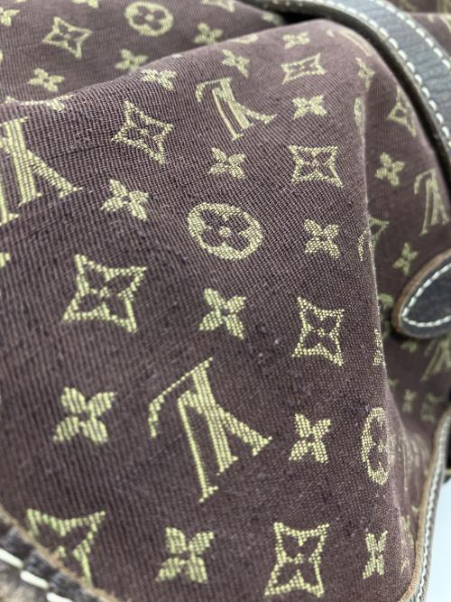 LOUIS VUITTON（ルイ ヴィトン）LOUIS VUITTON (ルイ ヴィトン) ショルダーバッグ ブラウンの古着・服飾アイテム