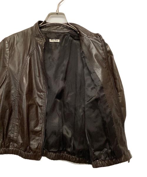 MIU MIU（ミュウミュウ）MIU MIU (ミュウミュウ) 5分袖レザージャケット ブラウン サイズ:40の古着・服飾アイテム