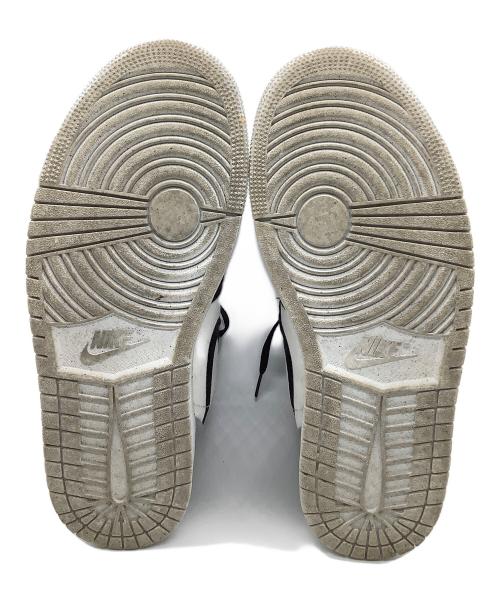 NIKE（ナイキ）NIKE (ナイキ) スニーカー ブラック×グレー サイズ:27.5の古着・服飾アイテム