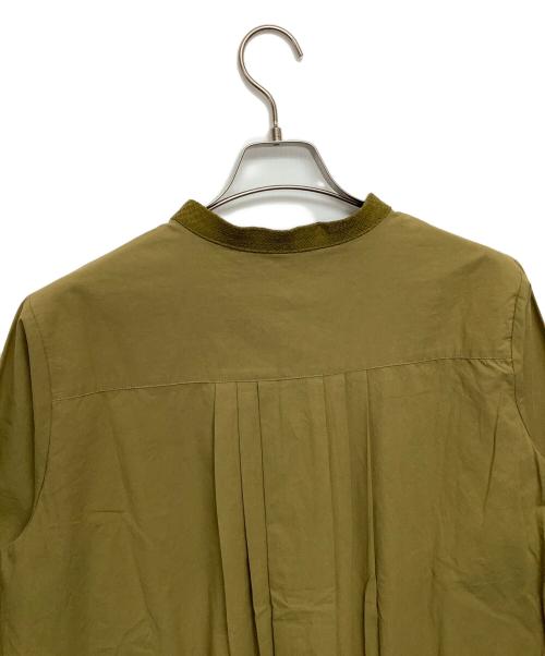 kelen（ケレン）kelen (ケレン) バンドカラーシャツ カーキ サイズ:S 未使用品の古着・服飾アイテム