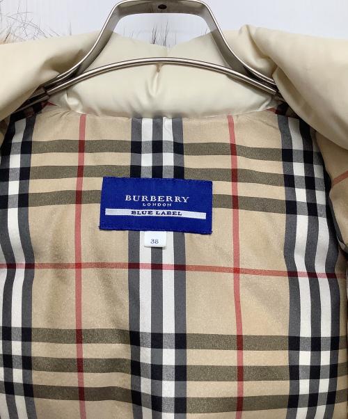 BURBERRY BLUE LABEL（バーバリー ブルー レーベル）BURBERRY BLUE LABEL (バーバリーブルーレーベル) ダウンベスト ホワイト サイズ:38の古着・服飾アイテム