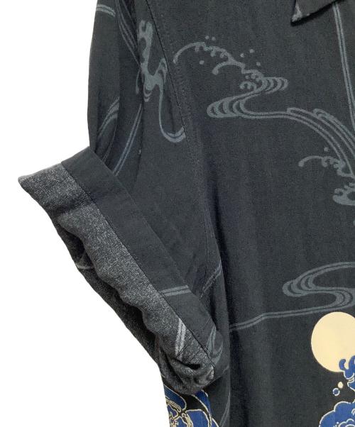 ONIWASOTO（オニワソト）ONIWASOTO (オニワソト) アロハシャツ ブラック サイズ:LLの古着・服飾アイテム