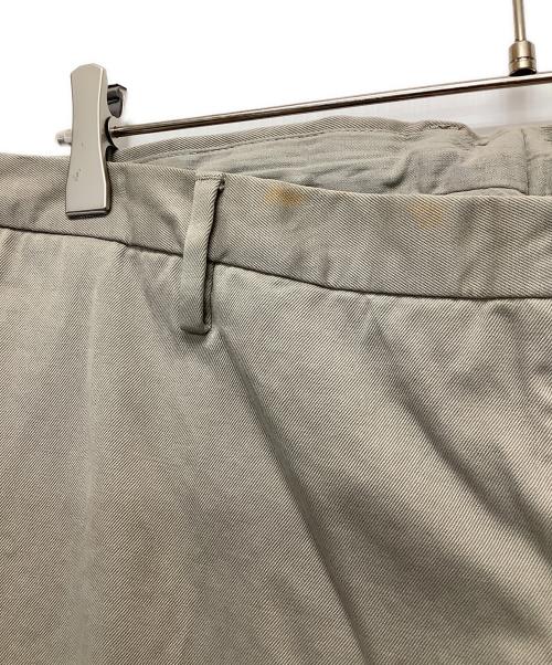 PAUL SMITH（ポールスミス）PAUL SMITH (ポールスミス) タックパンツ グレー サイズ:36の古着・服飾アイテム