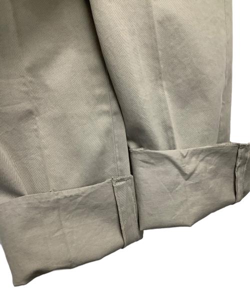 PAUL SMITH（ポールスミス）PAUL SMITH (ポールスミス) タックパンツ グレー サイズ:36の古着・服飾アイテム