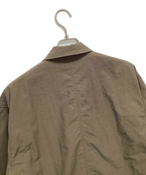 New Era BLACK LABEL（ニューエラ ブラックレーベル）New Era BLACK LABEL (ニューエラ ブラックレーベル) ナイロンカバーオール カーキ サイズ:Mの古着・服飾アイテム