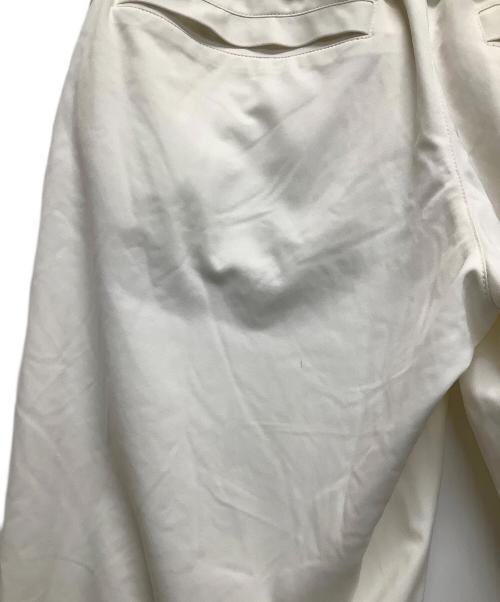 UNDER ARMOUR（アンダーアーマー）UNDER ARMOUR (アンダーアーマー) ジャージパンツ アイボリー サイズ:Mの古着・服飾アイテム