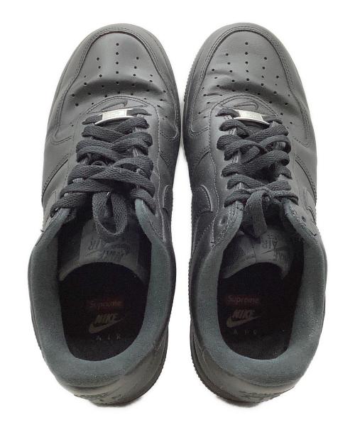 NIKE（ナイキ）NIKE (ナイキ) SUPREME (シュプリーム) NIKE×Supreme　AIR FORCE1（エアフォース1）ローカットスニーカー ブラック サイズ:27㎝の古着・服飾アイテム