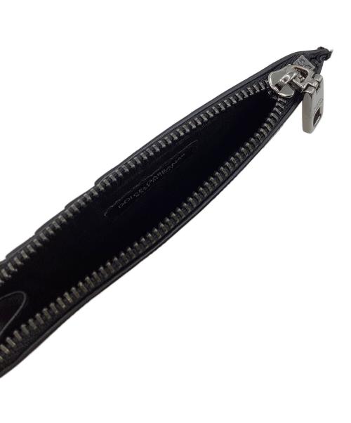 DOLCE & GABBANA（ドルチェ＆ガッバーナ）DOLCE & GABBANA (ドルチェ＆ガッバーナ) ロゴプレートカードケース ブラックの古着・服飾アイテム