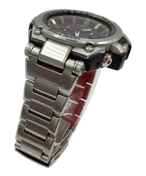CASIO（カシオ）CASIO (カシオ) 腕時計 ブラック×レッドの古着・服飾アイテム