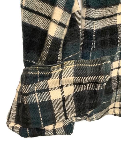 ISAMU KATAYAMA BACKLASH（イサムカタヤマ・バックラッシュ）ISAMU KATAYAMA BACKLASH (イサムカタヤマ・バックラッシュ) レザー切替ウェスタンシャツ グリーン サイズ:Mの古着・服飾アイテム