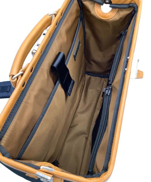 master-piece（マスターピース）master-piece (マスターピース) ショルダーバッグ ネイビー×ブラウンの古着・服飾アイテム