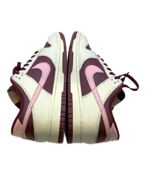 NIKE（ナイキ）NIKE (ナイキ) NIKE　DUNK LOW RETORO PRM ﾛｰｶｯﾄｽﾆｰｶｰ ホワイト×レッド サイズ:26.5㎝の古着・服飾アイテム