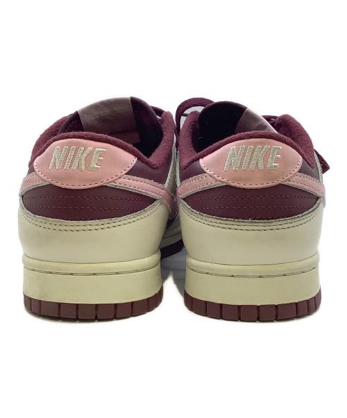 NIKE（ナイキ）NIKE (ナイキ) NIKE　DUNK LOW RETORO PRM ﾛｰｶｯﾄｽﾆｰｶｰ ホワイト×レッド サイズ:26.5㎝の古着・服飾アイテム