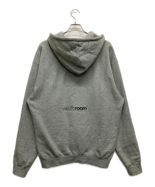 VAULTROOM（ボルトルーム）VAULTROOM (ボルトルーム) プルオーバーパーカー グレー サイズ:Lの古着・服飾アイテム