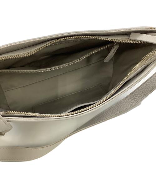 MARGARET HOWELL idea（マーガレット ハウエル アイディア）MARGARET HOWELL idea (マーガレット ハウエル アイディア) レザーショルダーバッグ グレーの古着・服飾アイテム