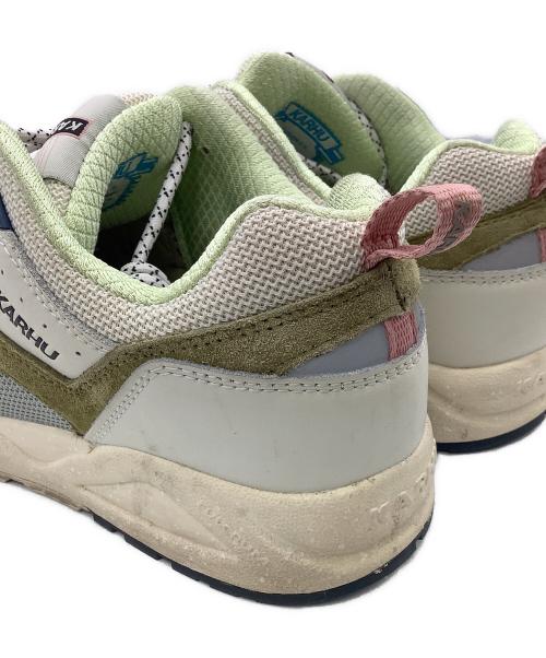 KARHU（カルフ）KARHU (カルフ) ローカットスニーカー ライトグリーン×ピンク サイズ:US8の古着・服飾アイテム