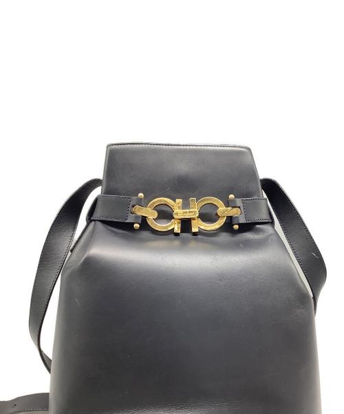 Salvatore Ferragamo（サルヴァトーレ フェラガモ）Salvatore Ferragamo (サルヴァトーレ フェラガモ) Salvatore Ferragamo　巾着ショルダー　　　ショルダーバッグ ブラックの古着・服飾アイテム