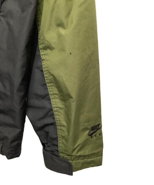 NIKE ACG（ナイキエーシージー）NIKE ACG (ナイキエーシージー) アノラックパーカー オリーブ×ブラック サイズ:Sの古着・服飾アイテム
