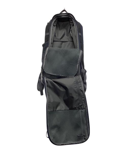 Patagonia（パタゴニア）Patagonia (パタゴニア) リュックPatagonia ネイビーの古着・服飾アイテム