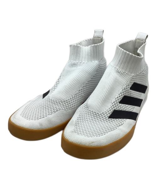 adidas（アディダス）adidas (アディダス) Gosha Rubchinskiy (ゴーシャラブチンスキー) adidas　Gosha Rubchinskiy　スニーカー ホワイト サイズ:27.5㎝の古着・服飾アイテム