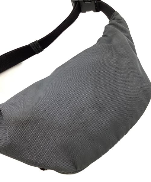 BALENCIAGA（バレンシアガ）BALENCIAGA (バレンシアガ) ウエストバッグ グレーの古着・服飾アイテム