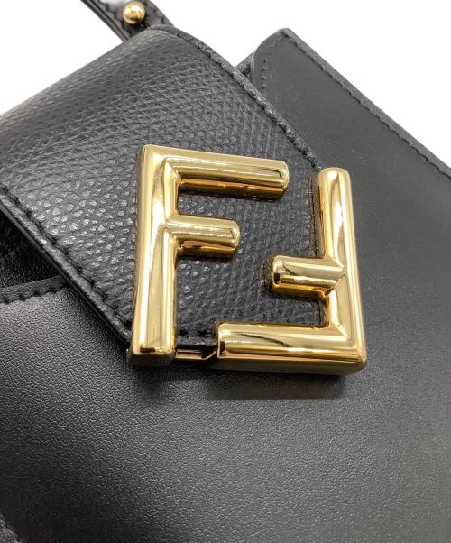 FENDI（フェンディ）FENDI (フェンディ) ショルダーフォンポーチ ブラックの古着・服飾アイテム
