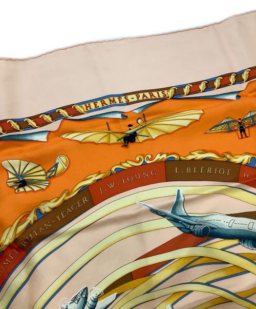 HERMES（エルメス）HERMES (エルメス) スカーフ ベージュ×オレンジの古着・服飾アイテム