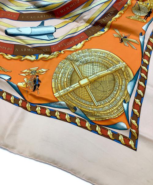 HERMES（エルメス）HERMES (エルメス) スカーフ ベージュ×オレンジの古着・服飾アイテム