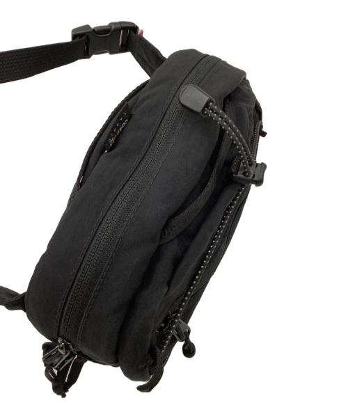 SUPREME（シュプリーム）SUPREME (シュプリーム) ショルダーポーチ ブラックの古着・服飾アイテム