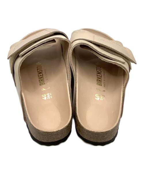 BIRKENSTOCK（ビルケンシュトック）BIRKENSTOCK (ビルケンシュトック) スウェードサンダル ベージュ サイズ:26cmの古着・服飾アイテム