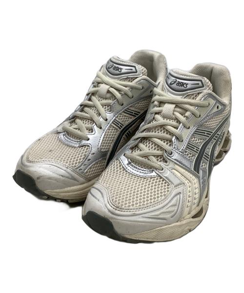 asics（アシックス）asics (アシックス) スニーカー ホワイト×シルバー サイズ:27cmの古着・服飾アイテム